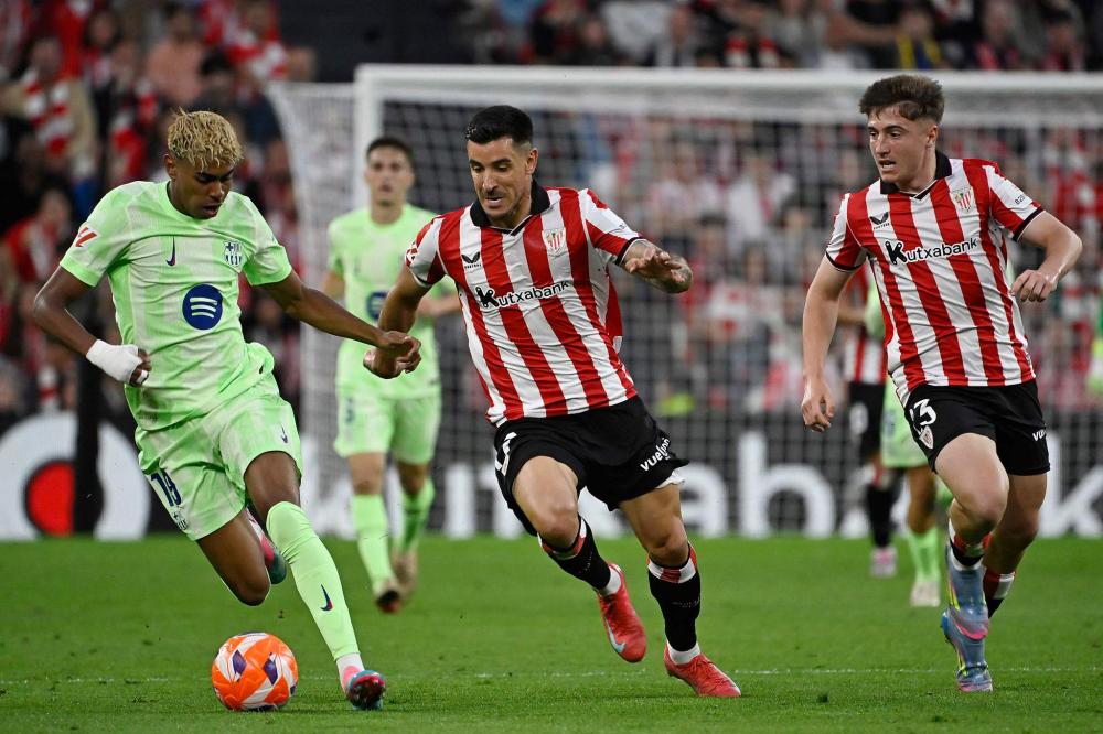 萨里：VAR工作区可以放到替补席对面，否则容易造成冲突